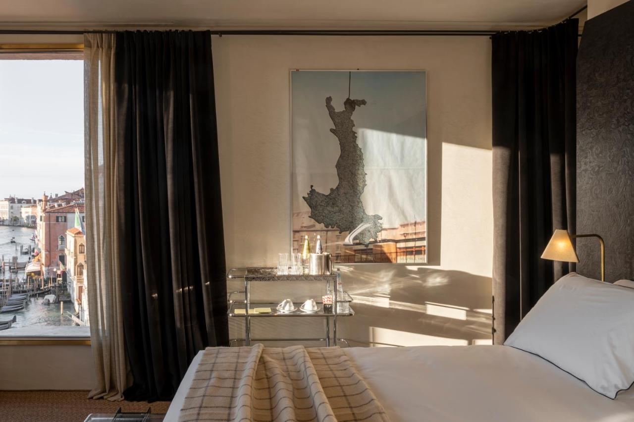 The Hotel Venecia